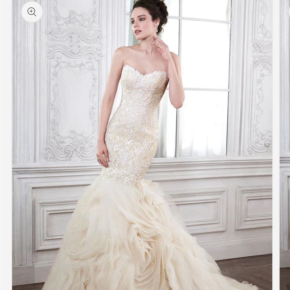 Maggie Sottero Wedding Gown